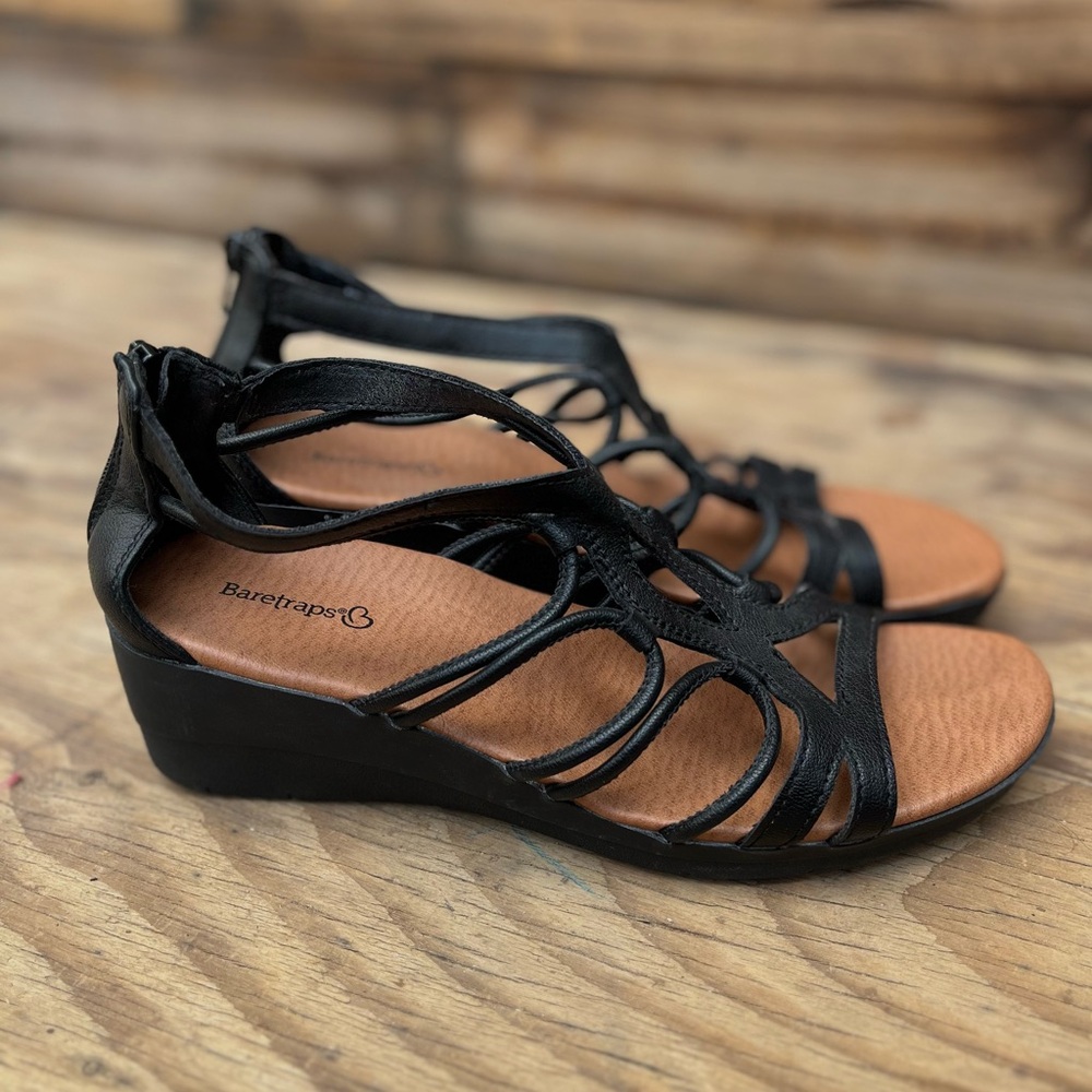 BARETRAPS | Women's Black Wedge Sandals 9.5